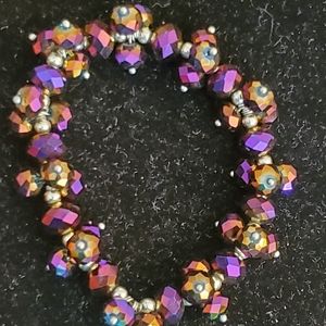 Cookie Lee purple iridescent bead stretch bracelet